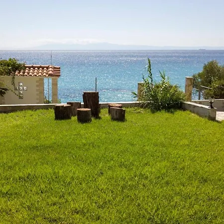 Holiday home Beachfront By Halkidiki