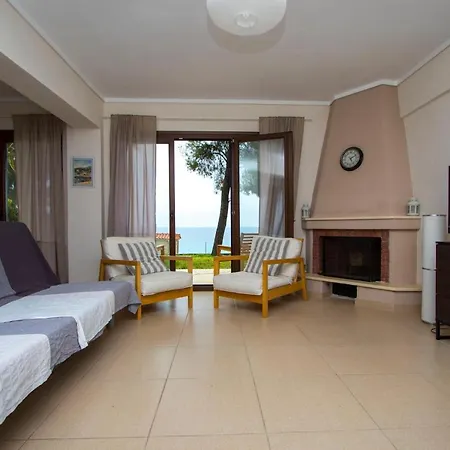 Beachfront By Halkidiki Holiday home Possidi